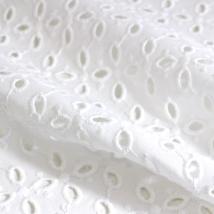 Bio-Voile aus Baumwolle mit Bohr-Stickerei Design 69794 - weiß <120m Abnahme ORGANIC