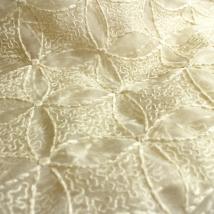 Peace Silk Organza mit Stickerei Design 62070 - roh - kbA auf kbT 
